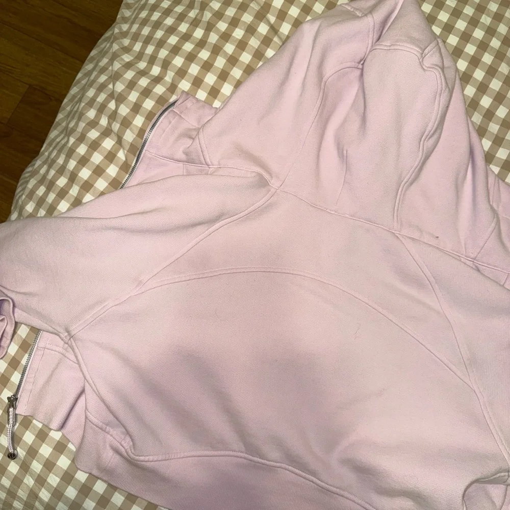 Lululemon Scuba - Picture 3 of 3